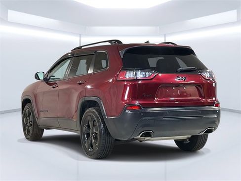 Used 2020 Jeep Cherokee Latitude Plus image 8