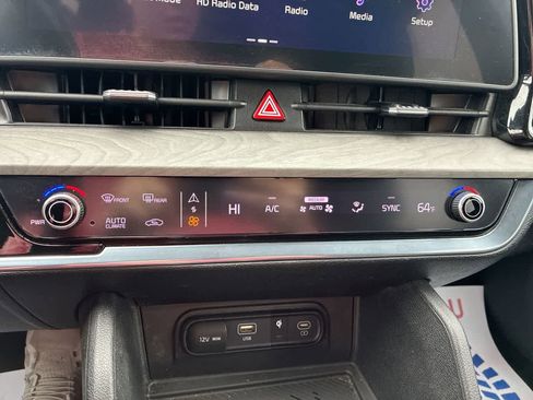 Used 2023 Kia Sportage X-Line w/ X-Line Premium Package image 18