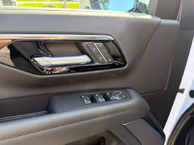New 2026 Chevrolet Tahoe High Country w/ Sun And Tow Package AWD/4WD image 23