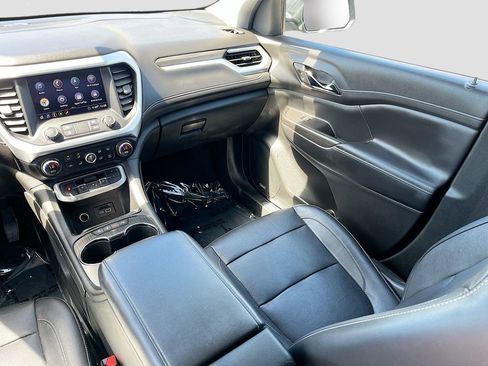 Used 2020 GMC Acadia SLT w/ Trailering Package FWD image 23