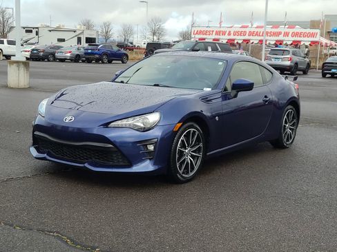 Used 2019 Toyota 86 image 1