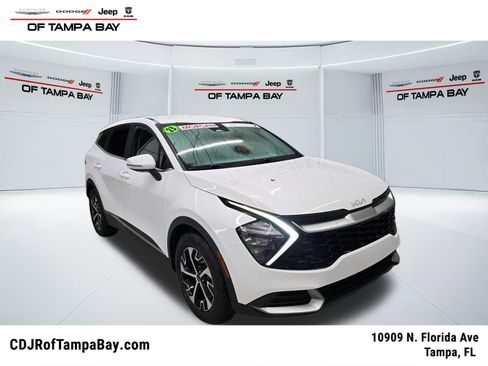 Used 2023 Kia Sportage EX FWD image 1