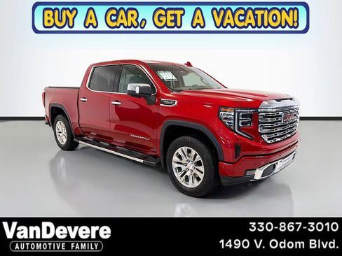 Used 2024 GMC Sierra 1500 Denali w/ Technology Package AWD/4WD image 1