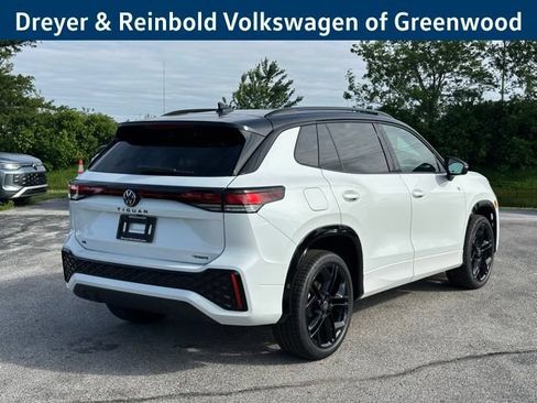 New 2026 Volkswagen Tiguan SE R-Line AWD/4WD image 7