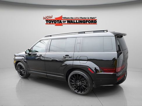 Used 2025 Hyundai Santa Fe Calligraphy AWD/4WD image 6