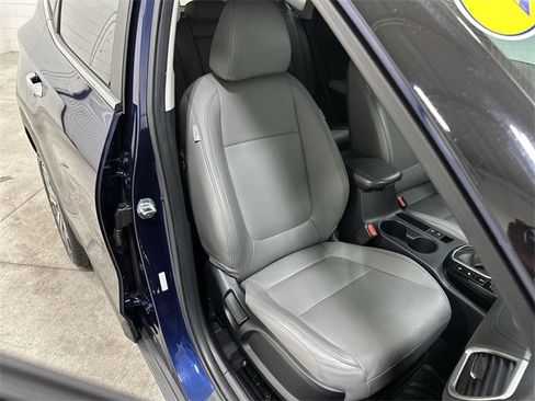 Used 2023 Kia Seltos SX image 27