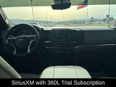 Used 2025 Chevrolet Silverado 2500 LTZ w/ LTZ Convenience Package image 14