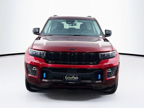 Used 2023 Jeep Grand Cherokee 30th Anniversary image 2