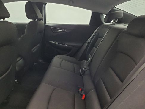 Used 2022 Chevrolet Malibu LS FWD image 18