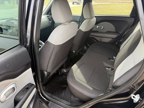 Used 2015 Kia Soul image 15
