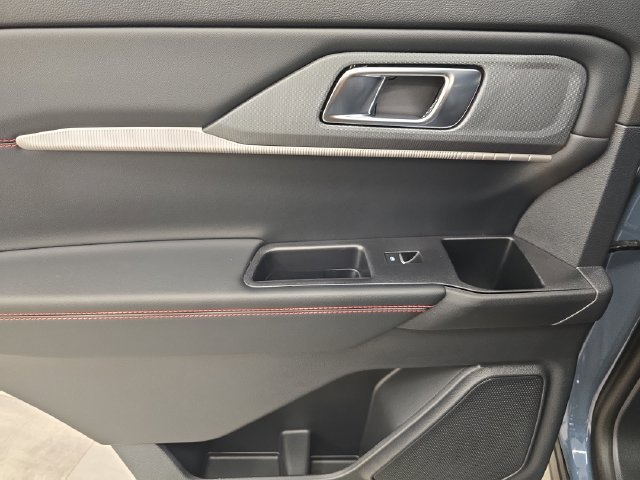 New 2026 Ford Explorer ST-Line AWD/4WD image 23