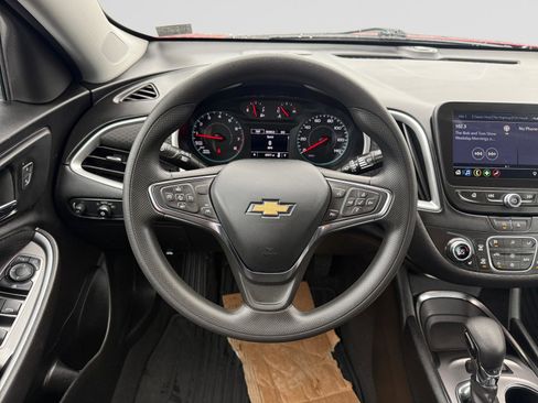 Certified 2024 Chevrolet Malibu LT image 12