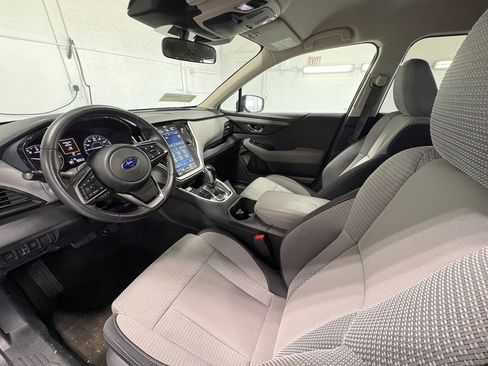 Used 2024 Subaru Outback Premium image 15