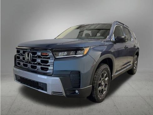 New 2026 Honda Pilot TrailSport image 1