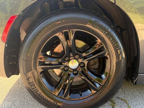 Used 2019 Dodge Charger SXT RWD image 29