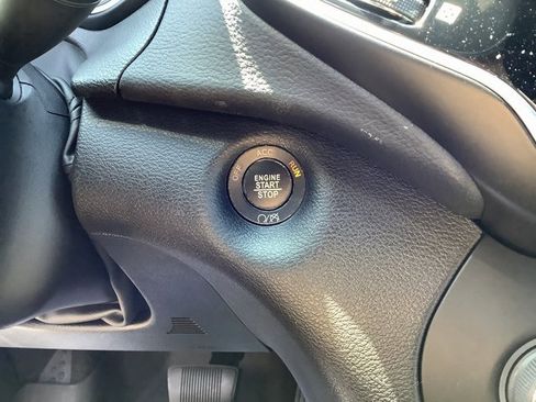 Used 2020 Jeep Cherokee High Altitude image 16