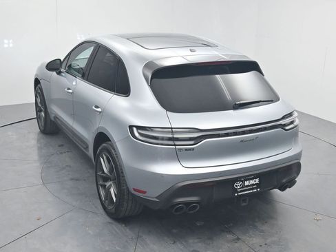 Used 2024 Porsche Macan Turbo AWD/4WD image 70