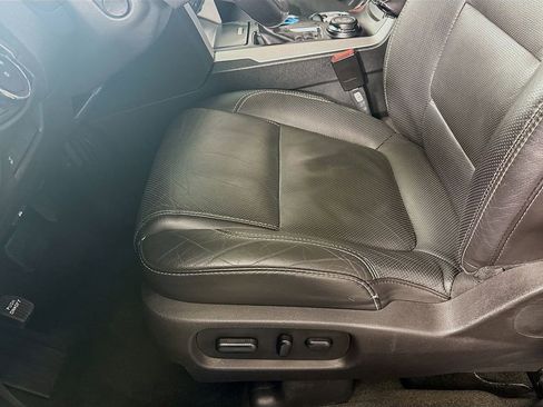 Used 2014 Ford Explorer Sport w/ Equipment Group 401A AWD/4WD image 32