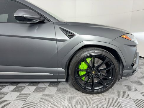 Used 2020 Lamborghini Urus image 12