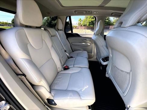 Used 2023 Volvo XC90 B6 Plus w/ Protection Package Premier AWD/4WD image 30