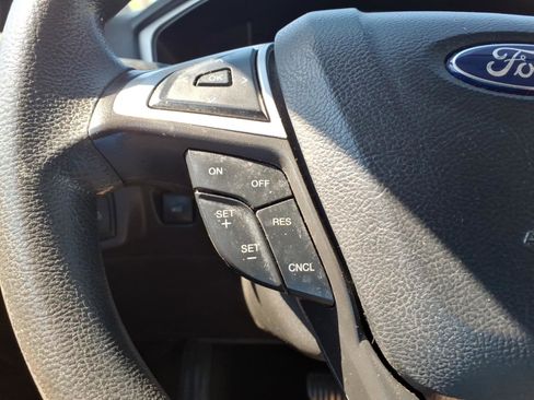 Used 2016 Ford Fusion S FWD image 11