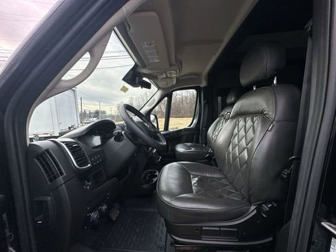 Used 2023 RAM ProMaster 2500 w/ Premium Convenience Group (B) image 21