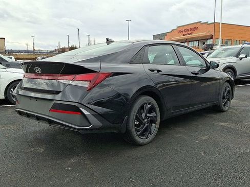 New 2026 Hyundai Elantra Sport image 4
