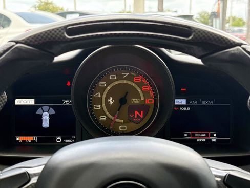 Used 2017 Ferrari 488 GTB RWD image 24