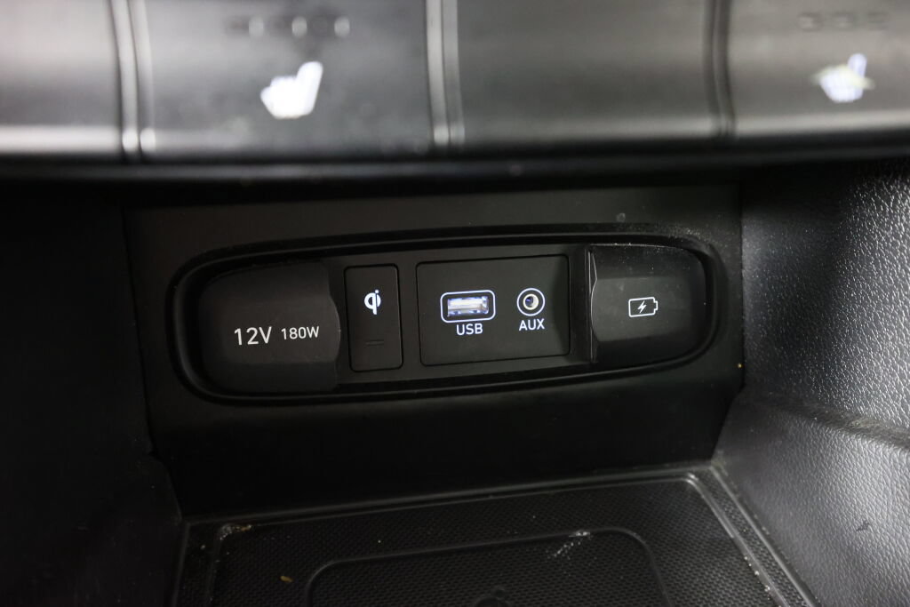 Used 2020 Hyundai Santa Fe SEL AWD/4WD image 40