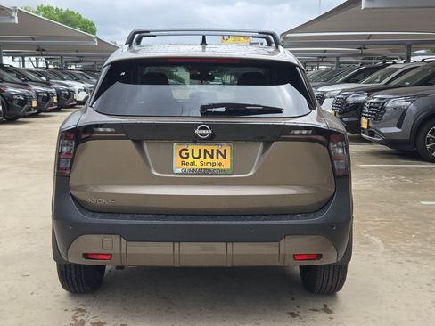 New 2026 Nissan Kicks SV FWD image 4
