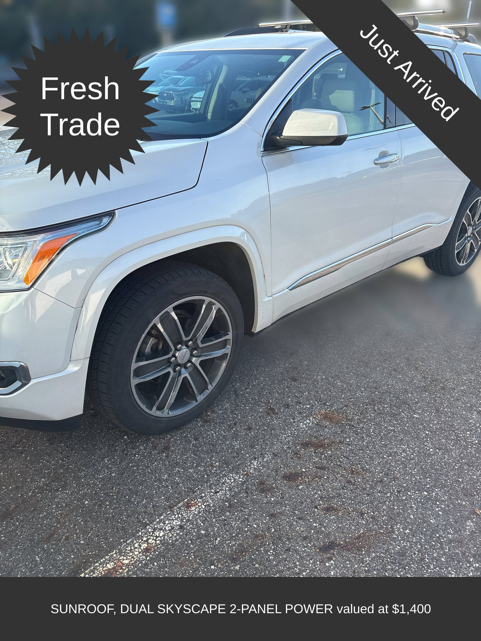 Used 2017 GMC Acadia Denali w/ Technology Package AWD/4WD image 1