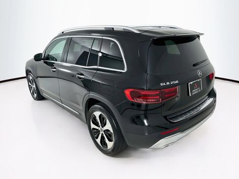 Certified 2024 Mercedes-Benz GLB 250 image 6