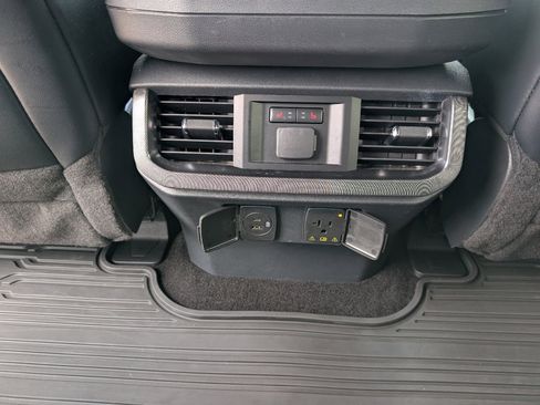 Used 2022 Ford F150 Platinum w/ Equipment Group 701A High image 20