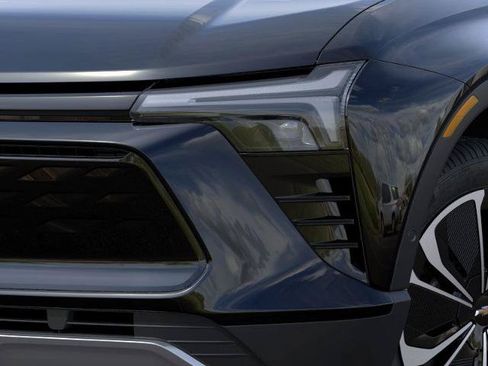 New 2025 Chevrolet Blazer EV LT FWD image 34