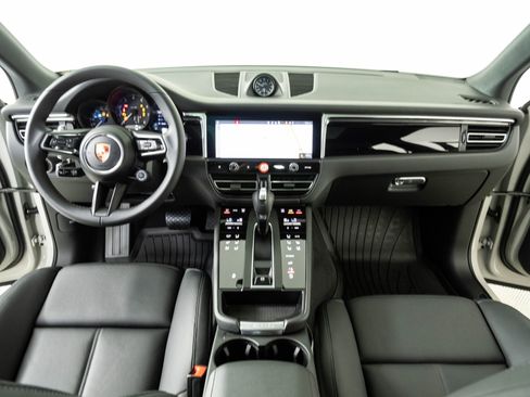 New 2026 Porsche Macan AWD/4WD image 19