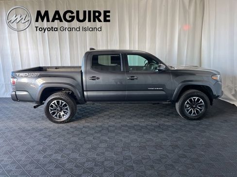 Used 2023 Toyota Tacoma TRD Sport AWD/4WD image 2