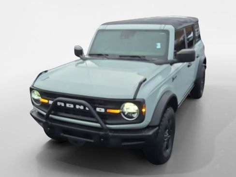 Used 2022 Ford Bronco Black Diamond image 25