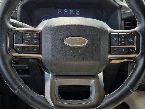 Used 2024 Ford Expedition Platinum AWD/4WD image 10