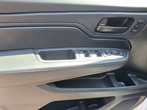 Used 2023 Honda Odyssey Sport image 14