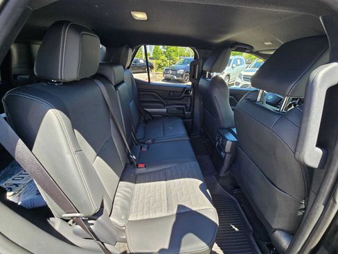 Used 2026 Toyota 4Runner TRD Off-Road Premium AWD/4WD image 12