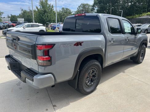 New 2025 Nissan Frontier PRO-4X image 7
