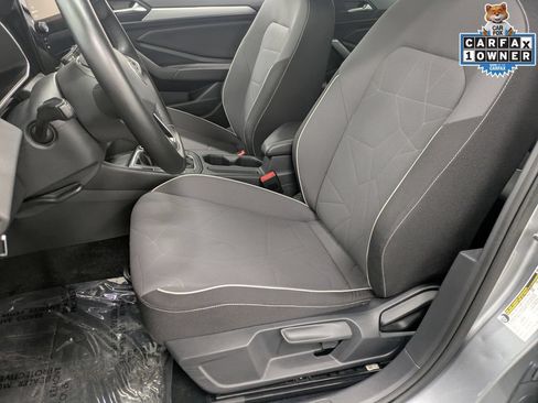 Used 2025 Volkswagen Jetta Sport FWD image 10