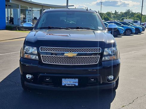Used 2012 Chevrolet Suburban LTZ AWD/4WD image 9