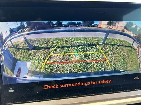 Used 2024 Toyota Tacoma TRD Sport image 15