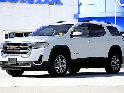 Used 2020 GMC Acadia SLT image 1