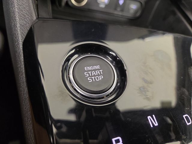 Certified 2025 Kia Sportage X-Line AWD/4WD image 23