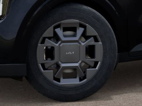 New 2026 Kia Carnival EX FWD image 9