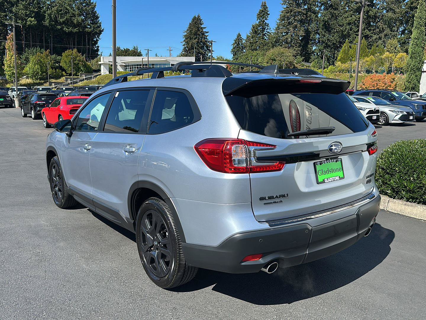 Used 2025 Subaru Ascent Bronze Edition w/ Popular Package #2 AWD/4WD image 4