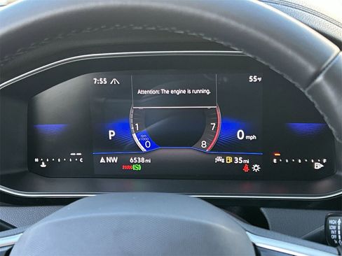 Certified 2025 Volkswagen Jetta S image 27