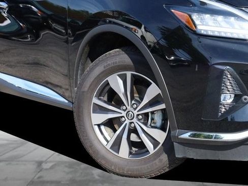 Certified 2024 Nissan Murano SV FWD image 3